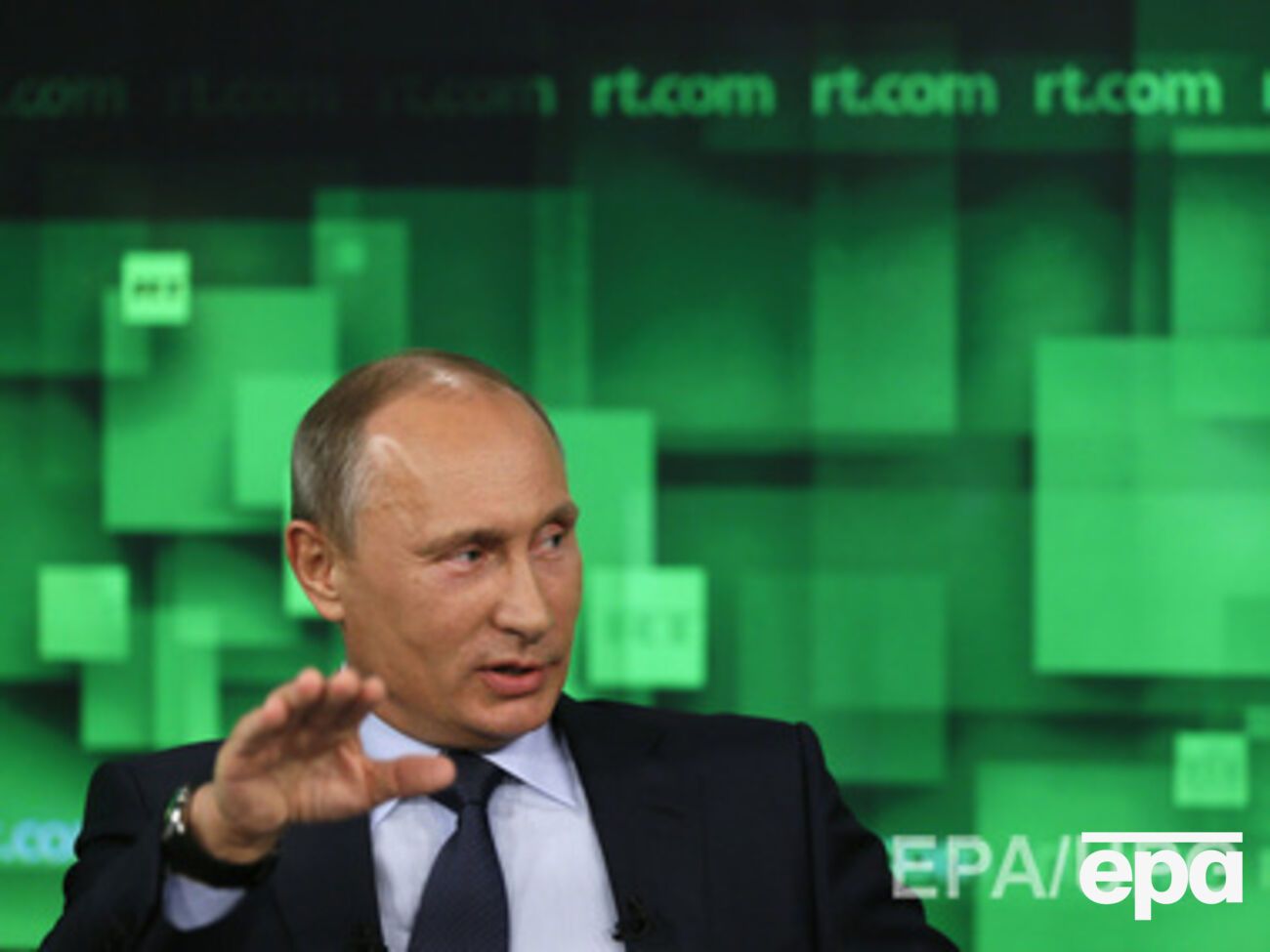 Путин ограничил доступ иностранного капитала в российские медиа