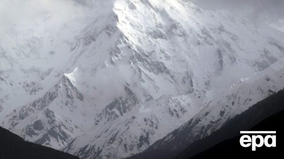 14 человек удалось спасти