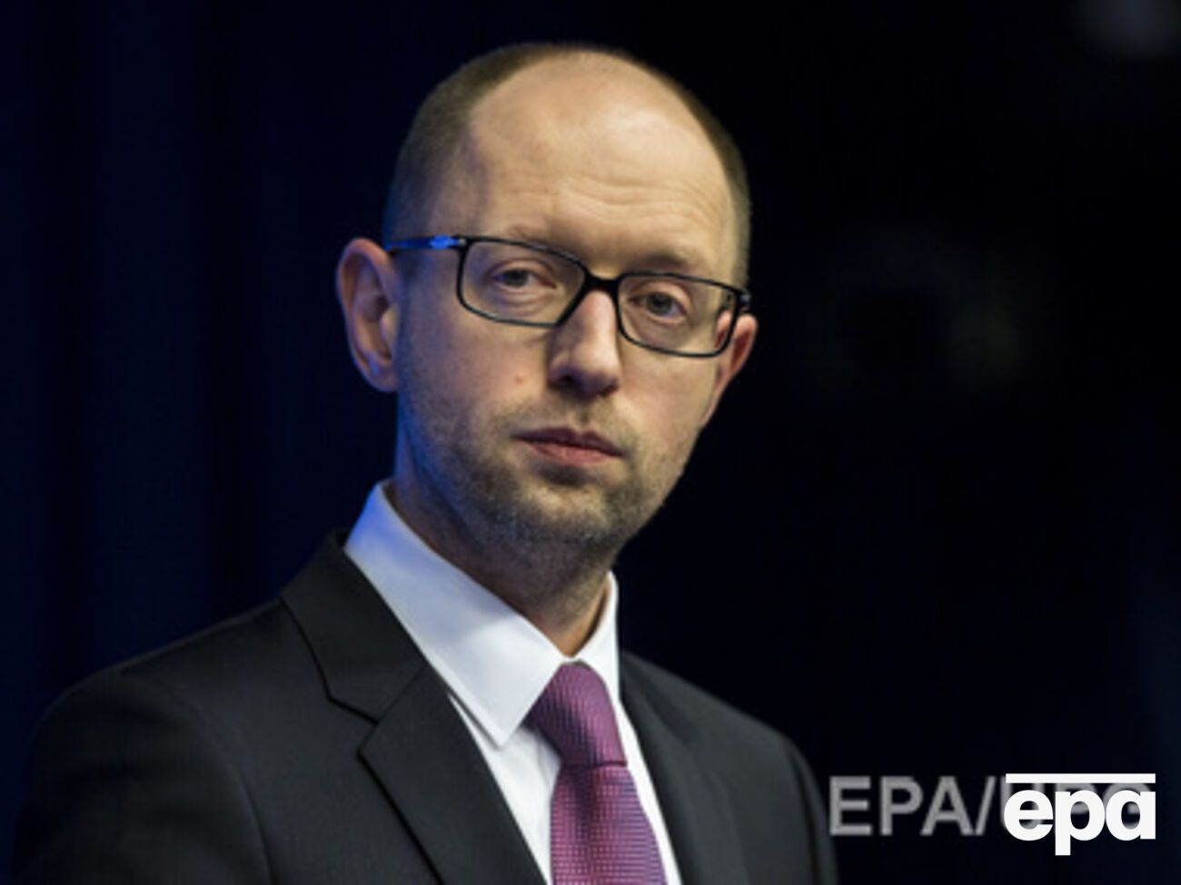 Арсений Яценюк: В "зеленке" визового режима не надо. Там просто никто визы не спрашивает