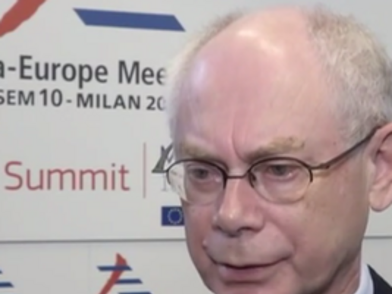 Президент Европейского совета Херман Ван Ромпей комментирует переговоры сразу после их завершения