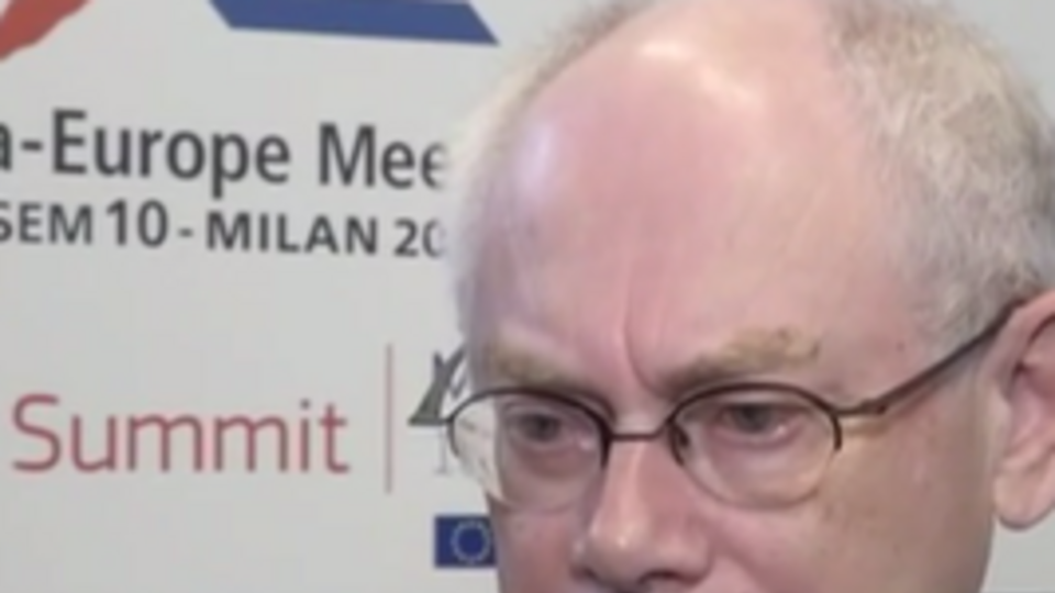 Президент Европейского совета Херман Ван Ромпей комментирует переговоры сразу после их завершения