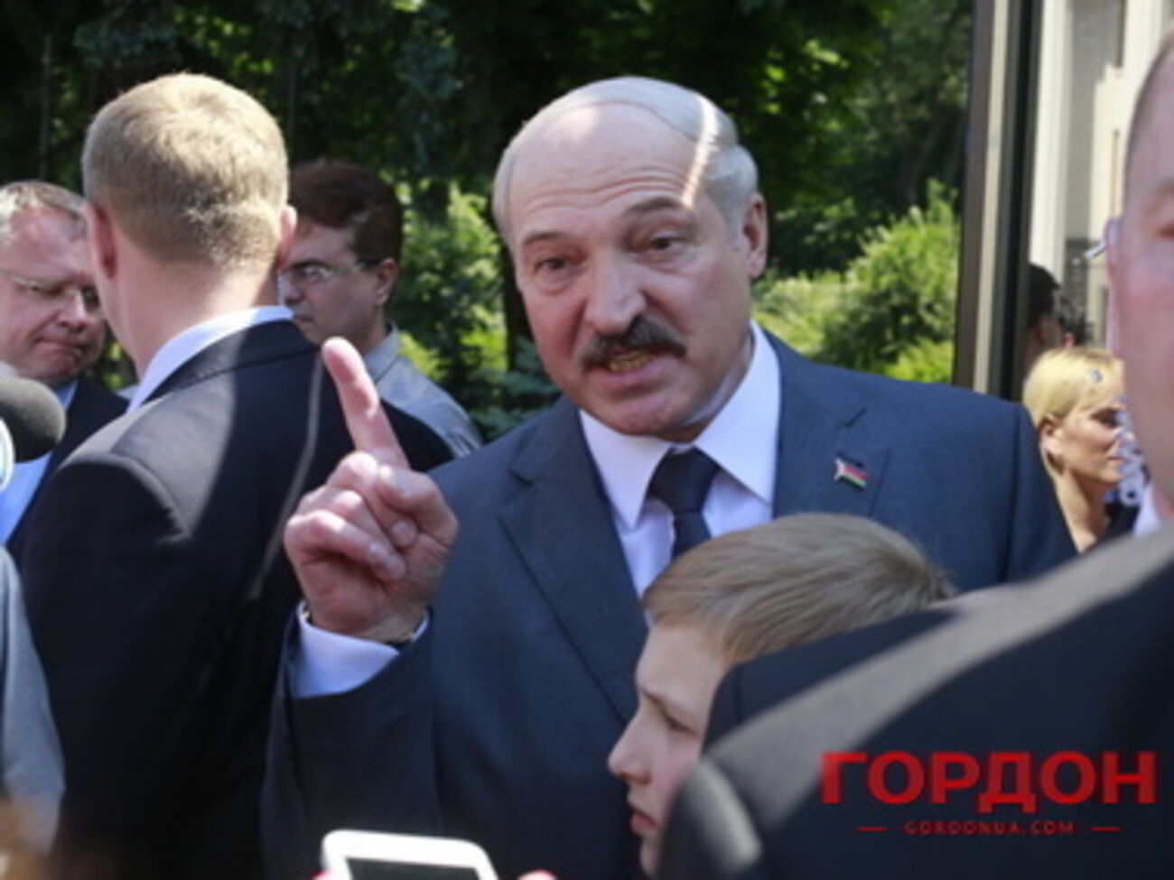 Лукашенко назвал события в Украине антиконституционным переворотом