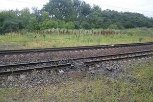 На железнодорожных путях произошел взрыв
