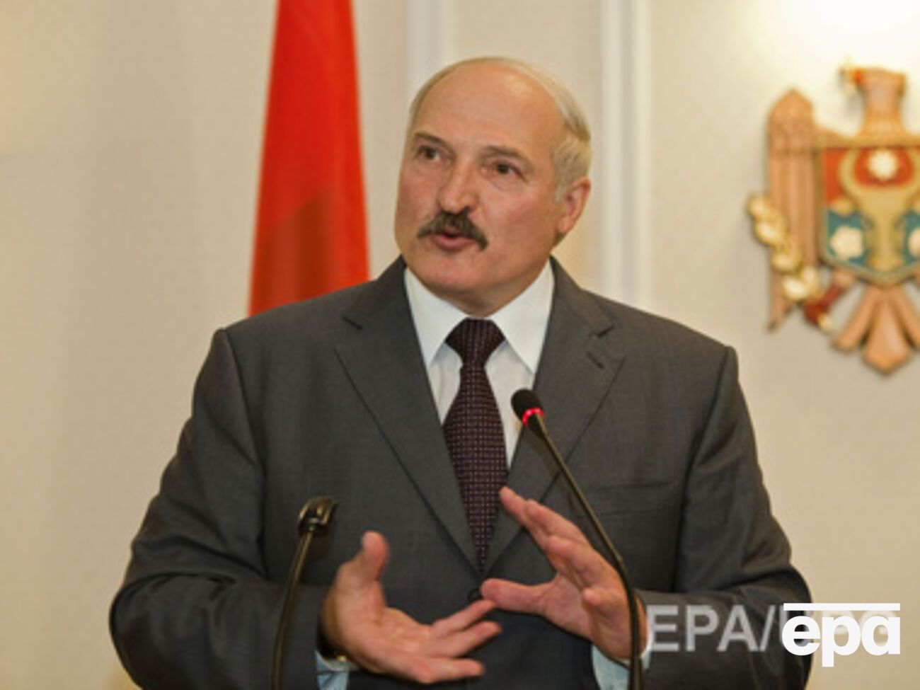 Лукашенко считает, что Украина позволила аннексировать Крым