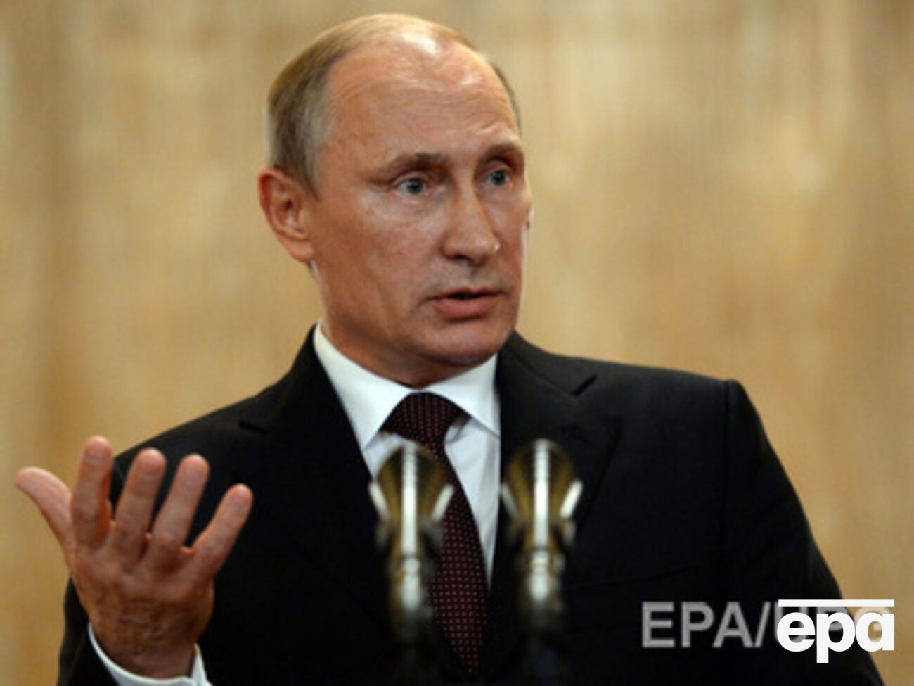 Владимир Путин: Там живут их родственники, жены, дети. Эти вещи вроде такие субъективные, но в то же время серьезные