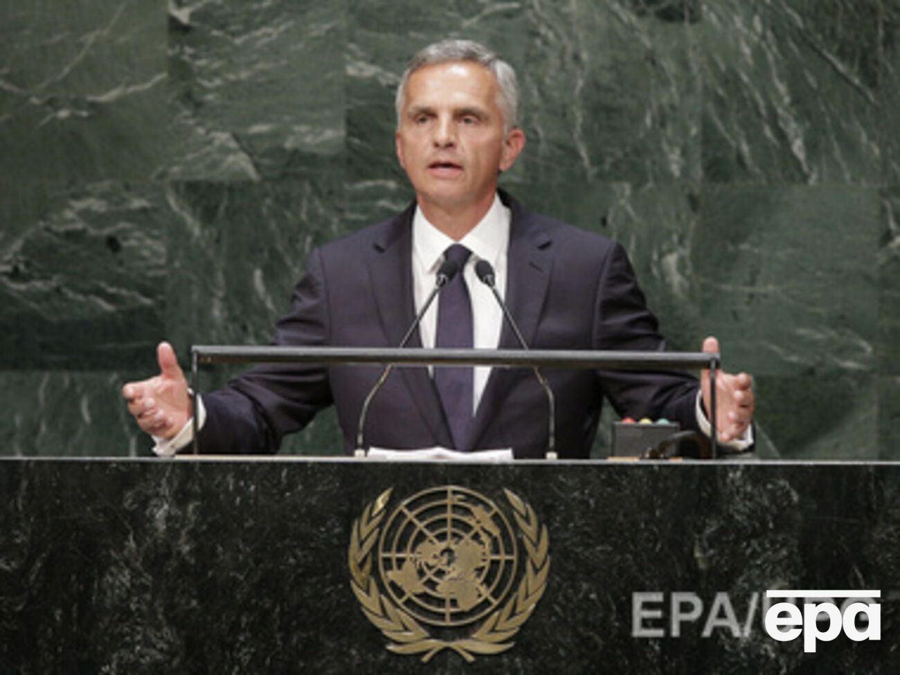 Буркхальтер объявил о начале консультаций по использованию беспилотников на Донбассе