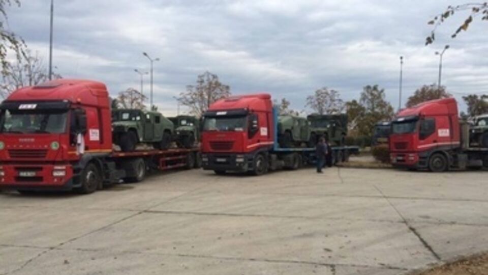 Военные хаммеры прибыли в Молдову