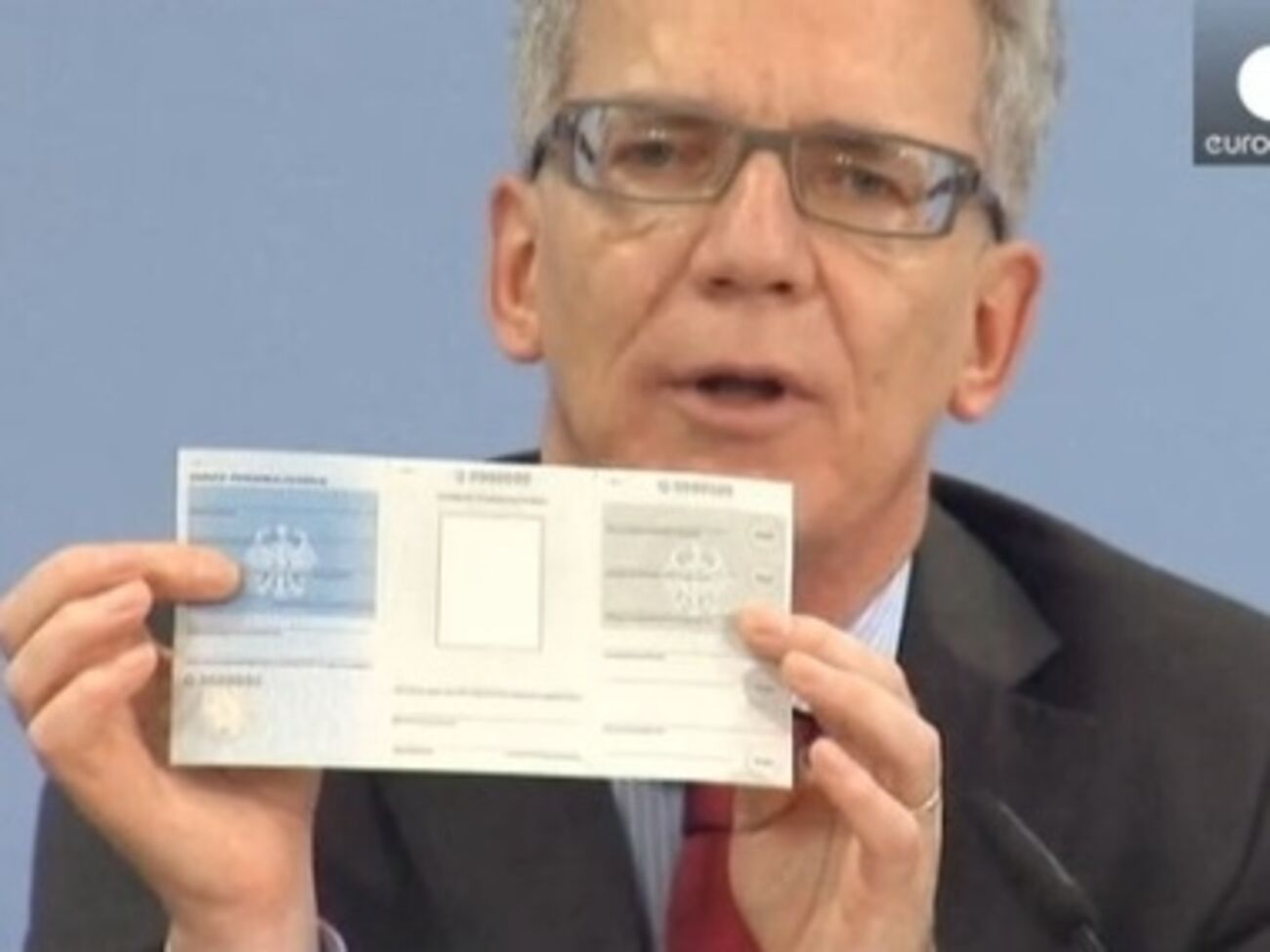 Федеральный министр внутренних дел де Мезьер