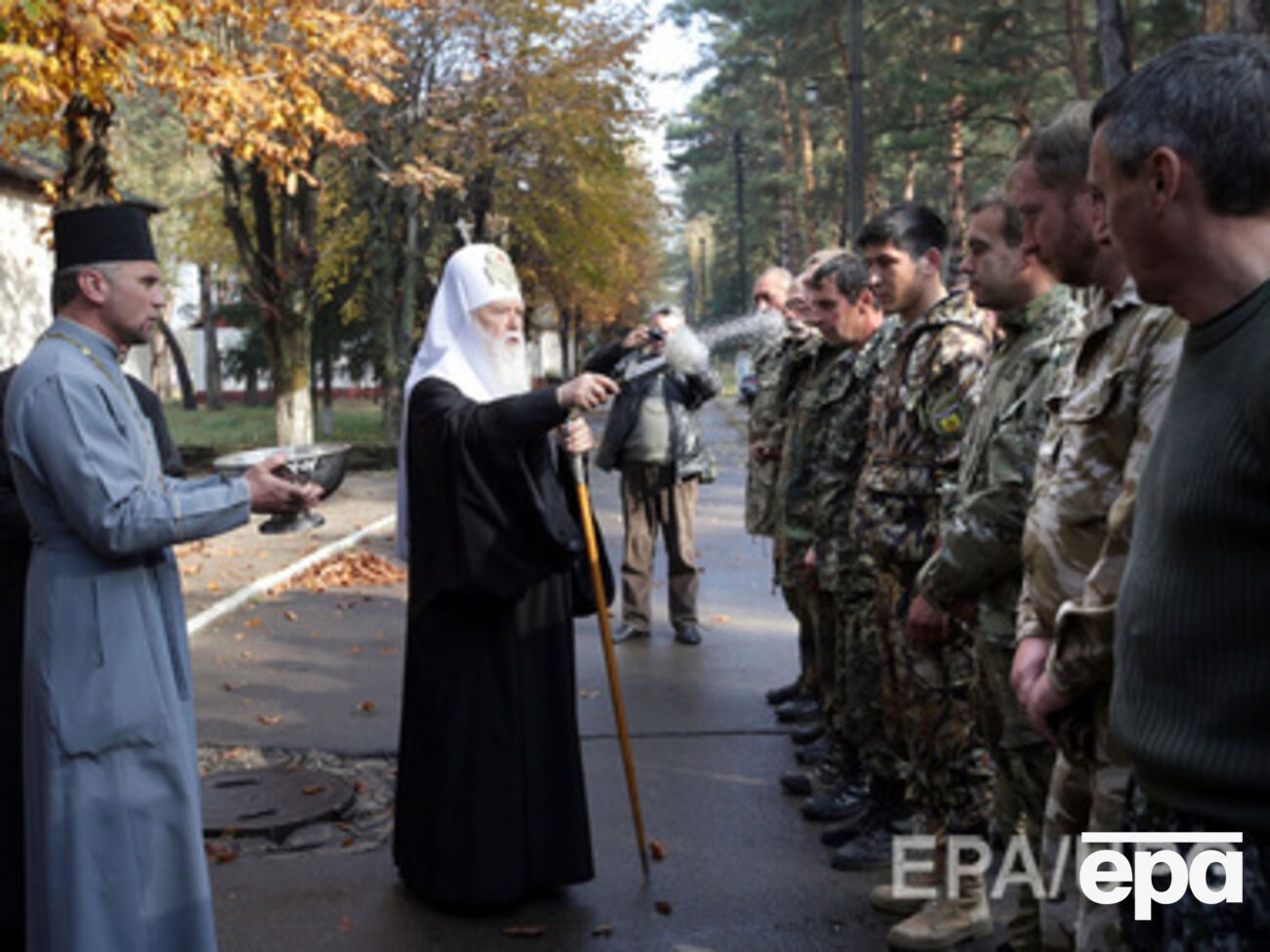 Патриарх Филарет на базе киевского батальона "Золотые ворота"