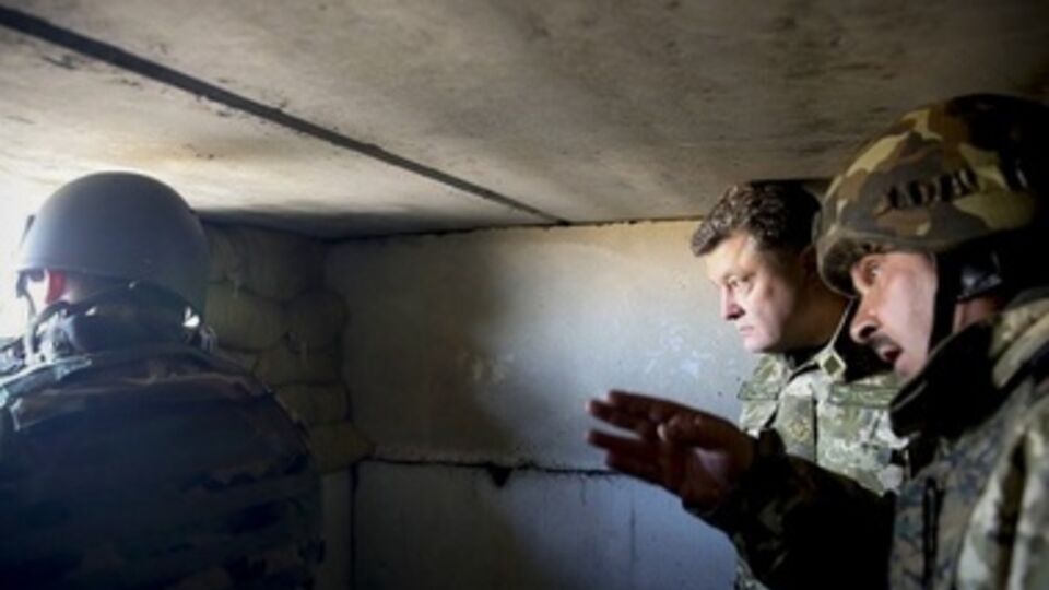 Порошенко заявил, что окружения под Бахмутовкой не было