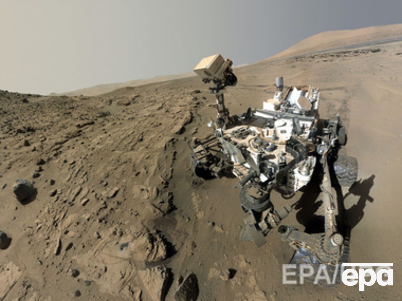 Сегодня марсоходы будут изучать не на Красную планету, а пролетающую мимо комету