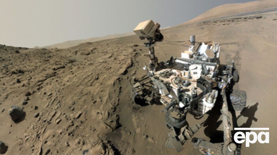 Сегодня марсоходы будут изучать не на Красную планету, а пролетающую мимо комету