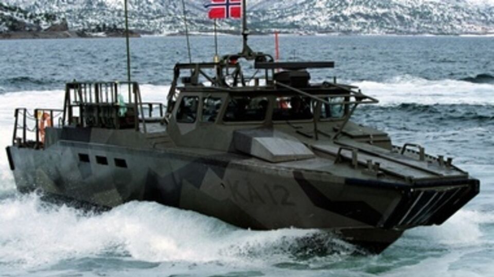 ВМС Швеции ищут предположительно российскую подводную лодку