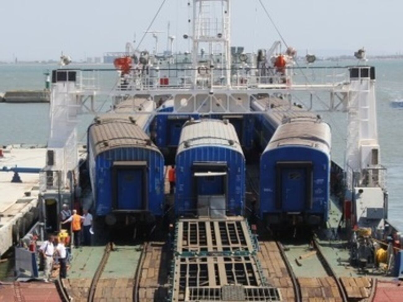 На переправе опять очереди