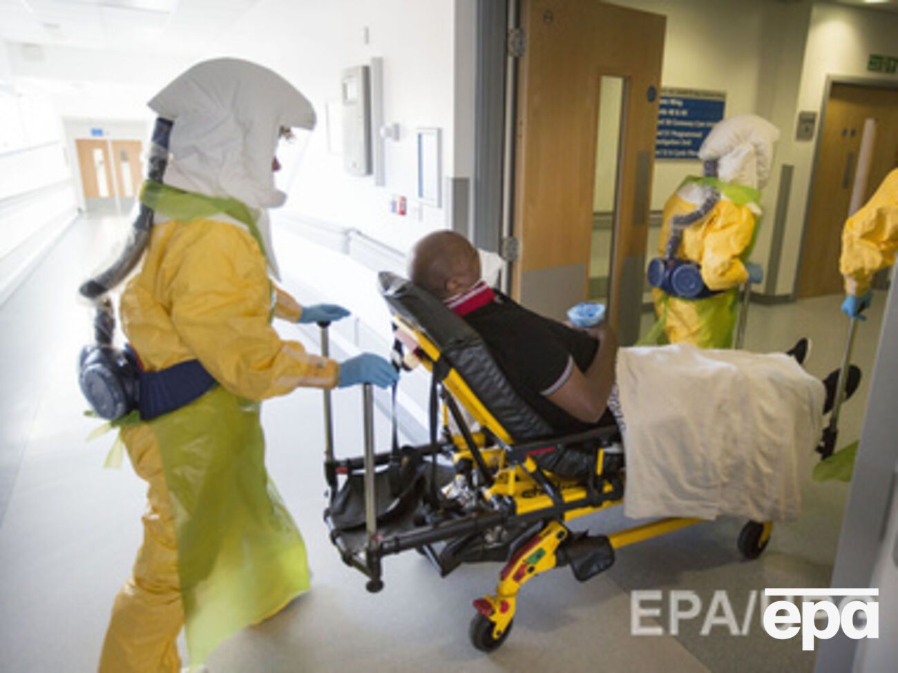 Врачи будут проверять пассажиров, прибывающих из стран Западной Африки