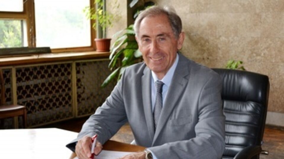 Баталин: Решать эту проблему надо на государственном уровне