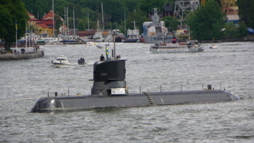В районе Стокгольмского архипелага терпит бедствие подлодка, которая, возможно, является российской
