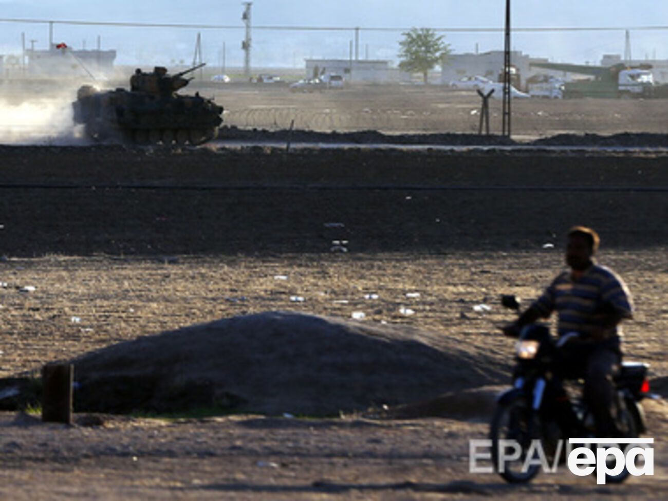 Вблизи границы Сирии с Турцией активизировались бои между курдами и исламистами