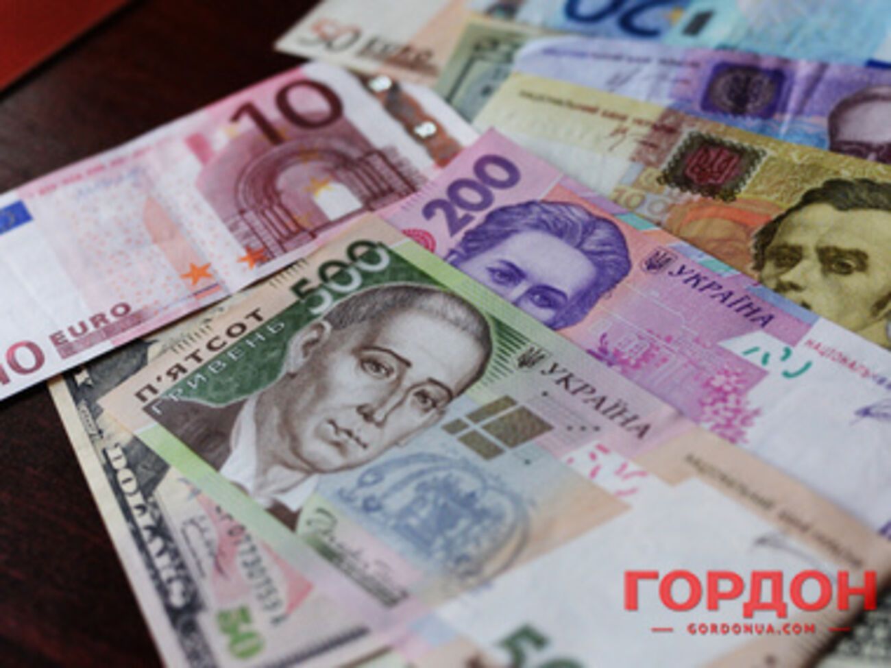 ВВП Украины может упасть почти на 10%