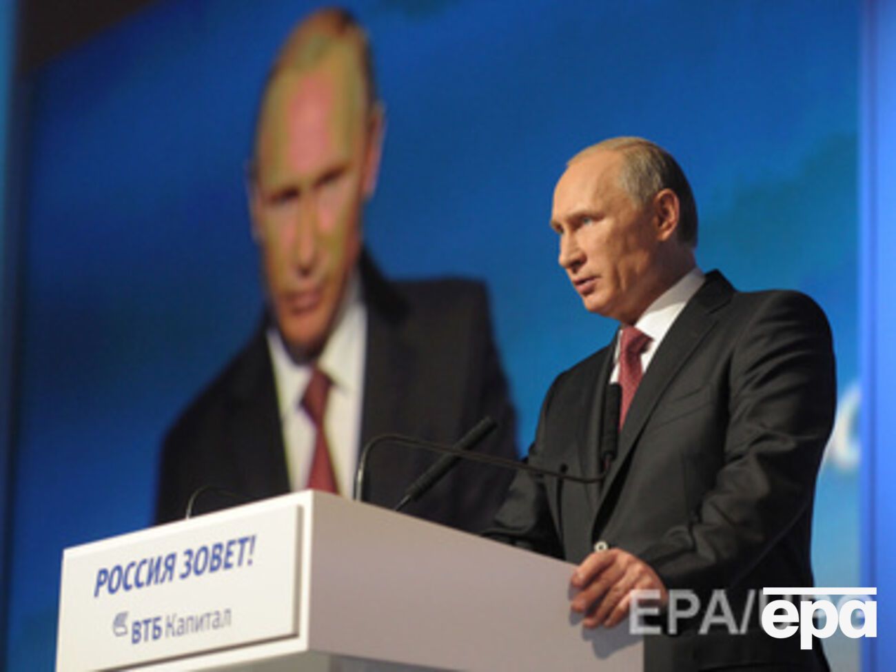 Путин призвал относиться к санкциям спокойнее