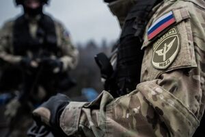 Через день Батурин должен явиться в отдел "полиции", где ему обещали вернуть отобранные вещи