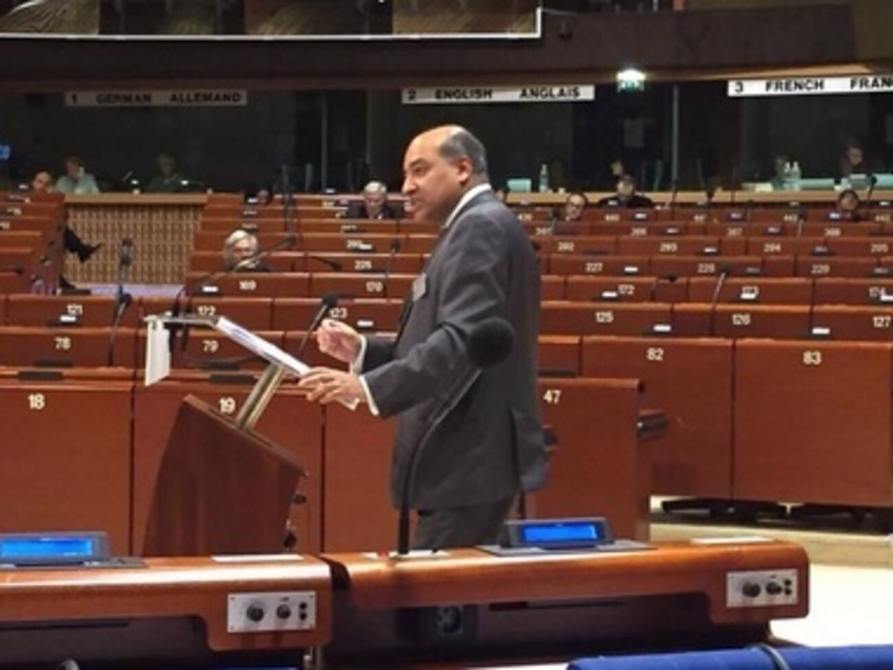 Глава ЕБРР пригласил инвесторов в Украину