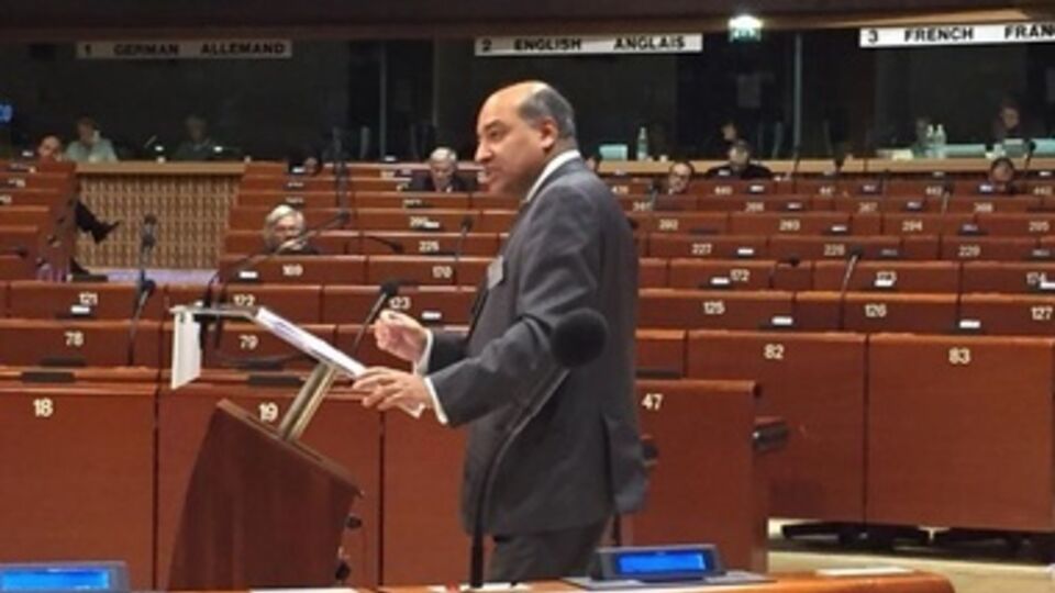 Глава ЕБРР пригласил инвесторов в Украину