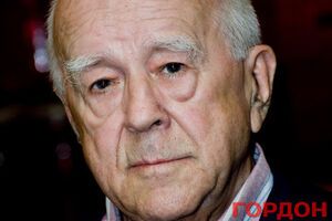 Vitalii Korotich: Europe is a domination of laws over emotions rather than “people’s lustration”.
Deputies are not loved all over the world, but vapulation is not a method for decision of political
problems.