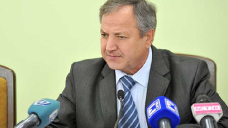 Хотлубей временно не будет исполнять свои обязанности