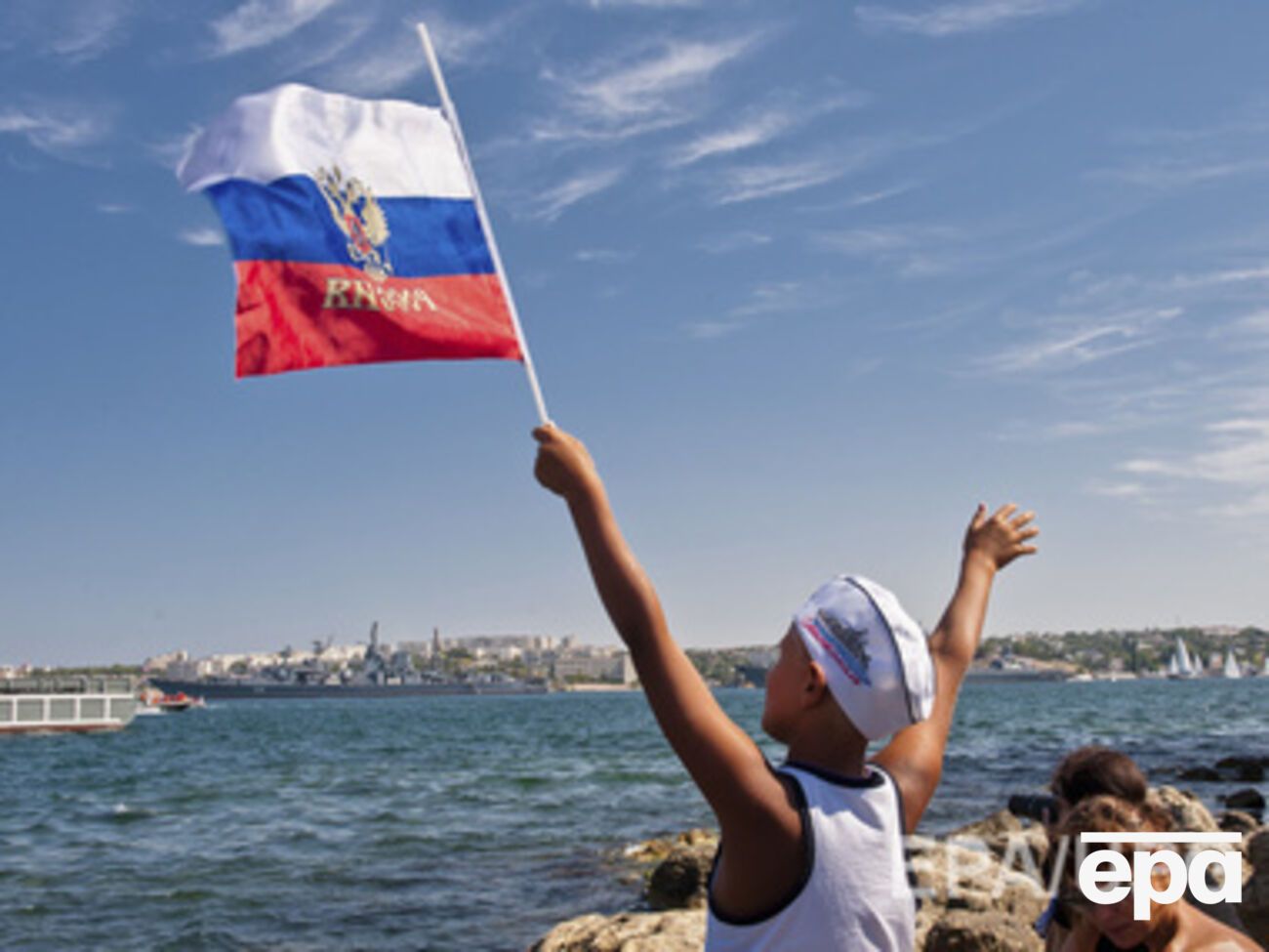 Евросоюз заявляет о нарушениях прав человека в Крыму