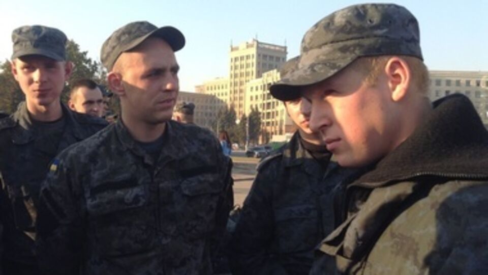 Харьковским "срочникам" дали 10 дней отпуска