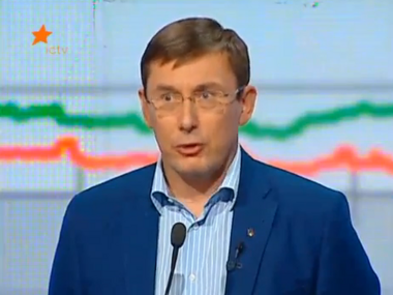 Луценко: Если закон вступит в силу, бойцы АТО получат знак уважения за то, что они делают