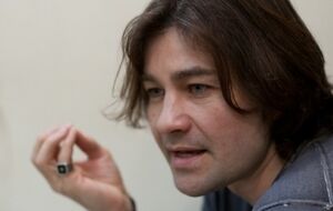 Нищук призвал владельцев коммерческих каналов быть солидарными с украинским народом