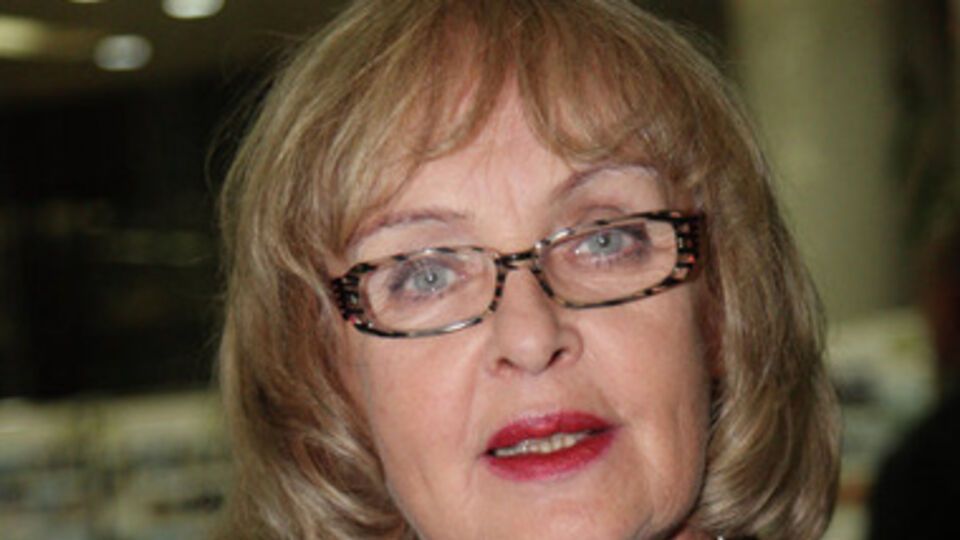 Роговцева: Я одной рукой "за", а другой – "против" запретов