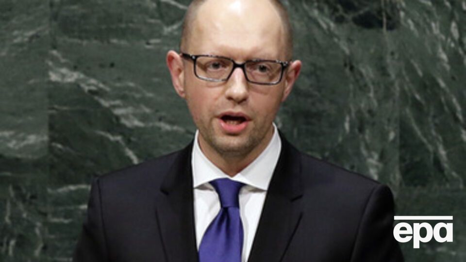 Кабмин отложил деньги на газ, заявил Яценюк