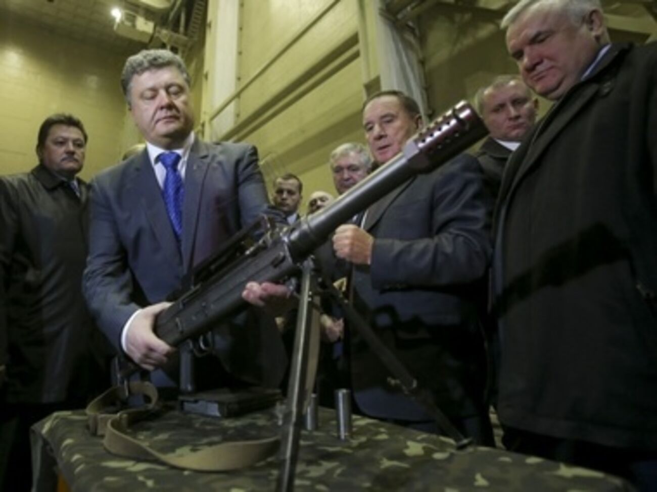 Порошенко побывал на госпредприятиях Днепропетровской области
