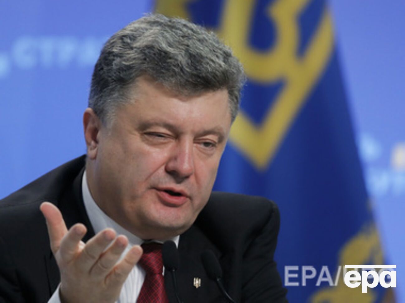 Порошенко: Нужно предоставить право избирателю отзывать депутатов