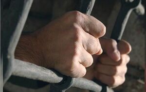 Заявление о голодовке осужденных было ими написано и передано администрации колонии, однако его отказались принять