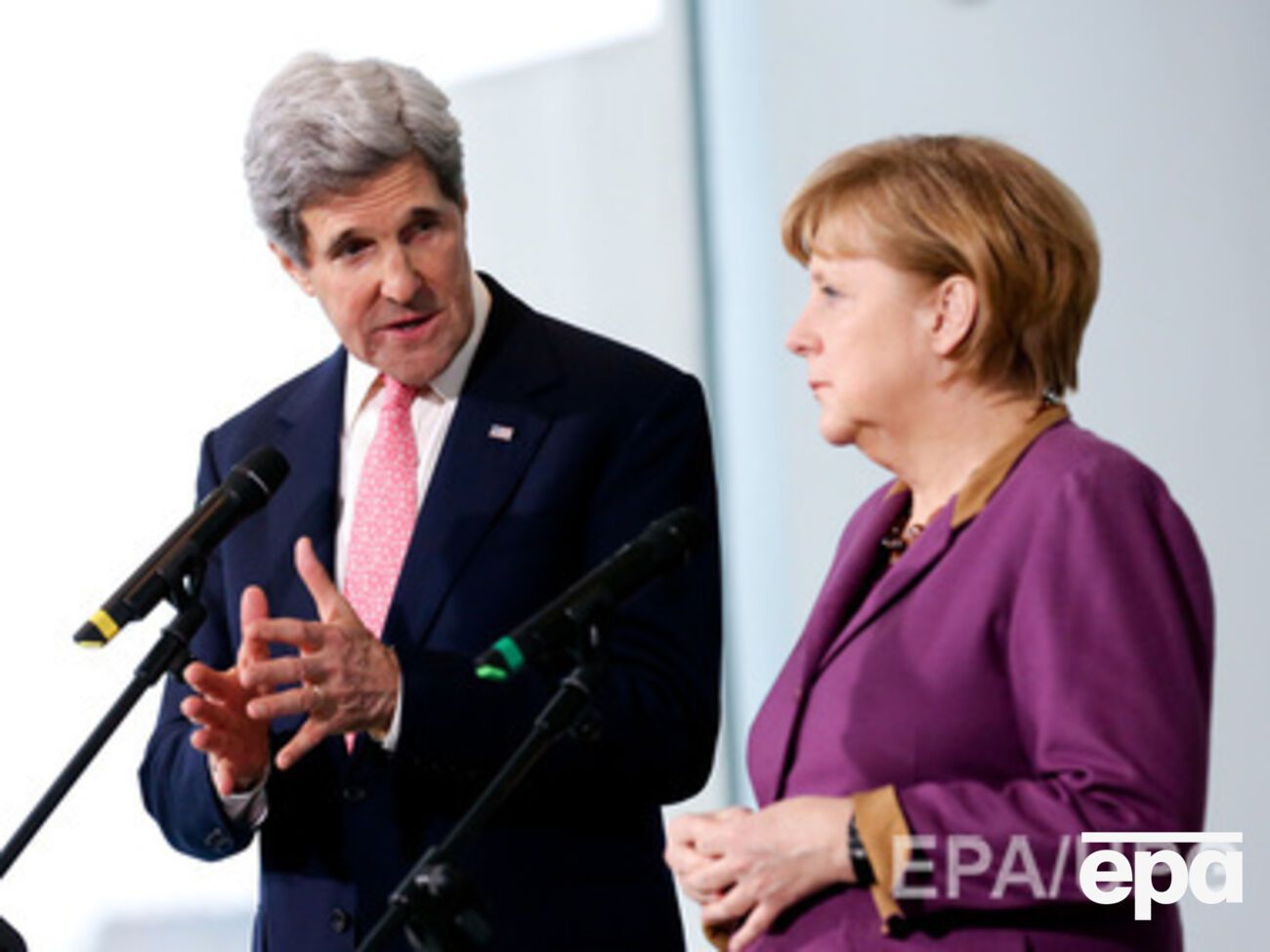 Керри в Берлине встретится с Меркель