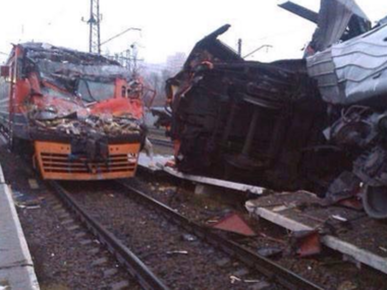 Покататься на угнанной электричке преступнику не удалось