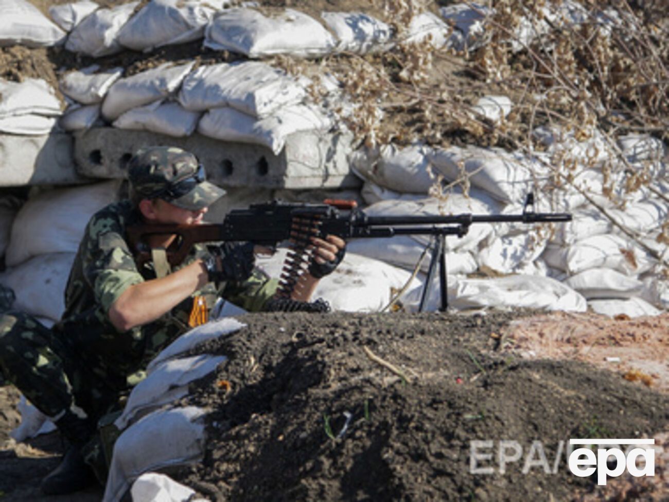 Обстрелы продолжаются в двух районах Донецка