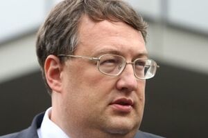 Антон Геращенко считает, что ГПУ должна потребовать экстрадиции Ставицкого