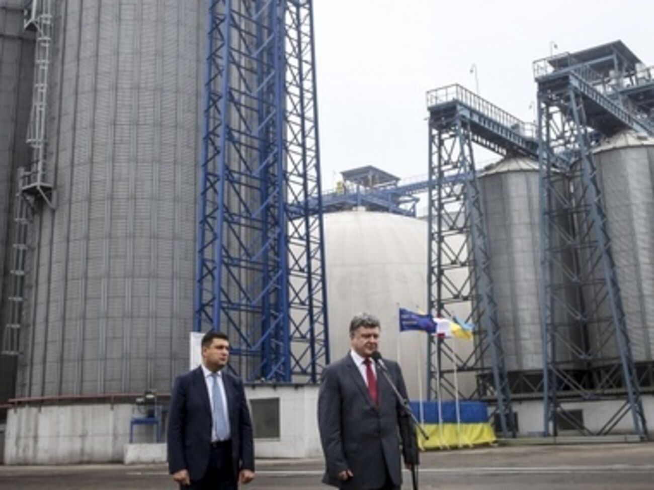 Президент провел рабочий визит в Одессу