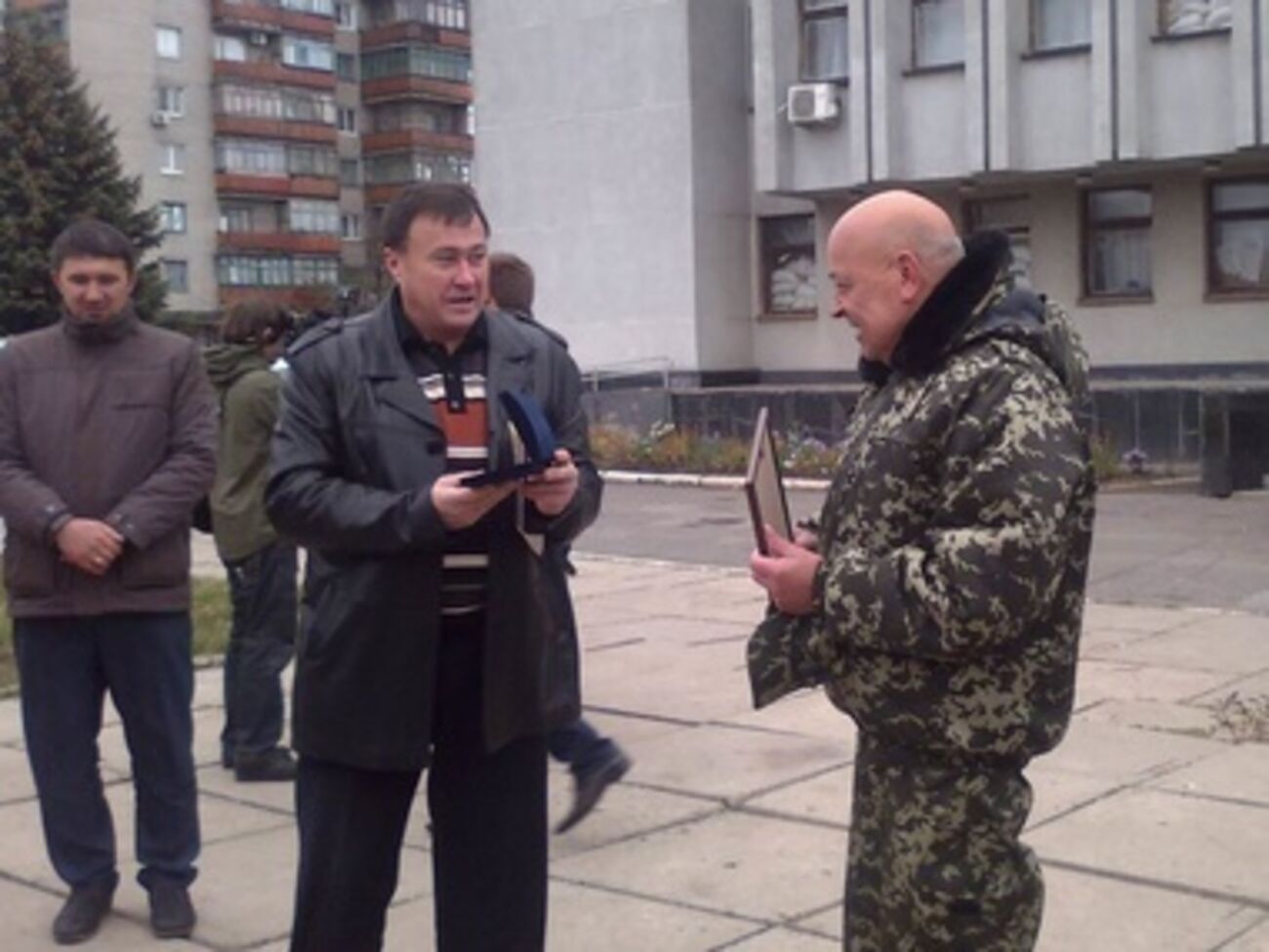 В четверг, 23 октября, Попасную Луганской области посетил глава ОГА Геннадий Москаль