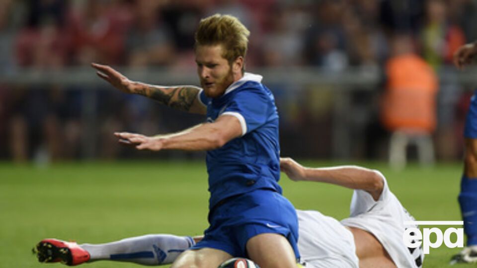 "Днепр" не смог обыграть "Карабах"