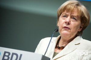 Режим прекращения огня не соблюдается, отмечает Меркель