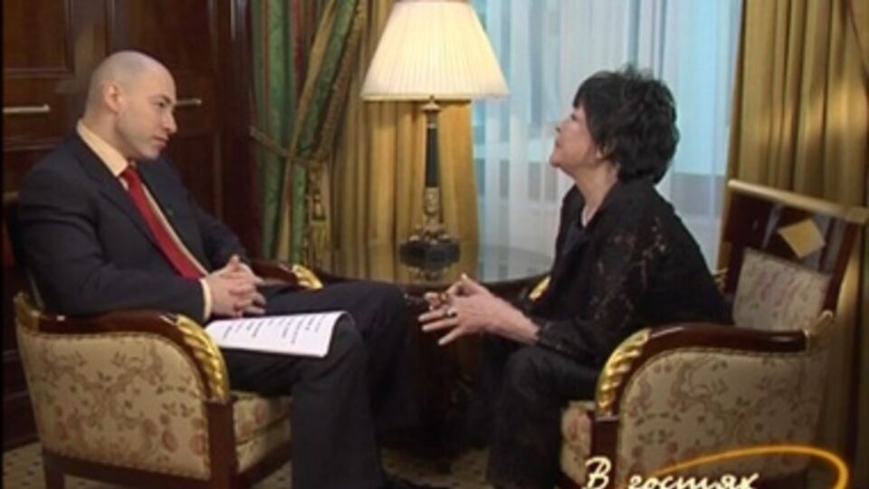 Белла Ахмадулина: Мое обожание к Ахматовой было настолько величественно, что во всех случаях, когда мы виделись, мне просто не везло