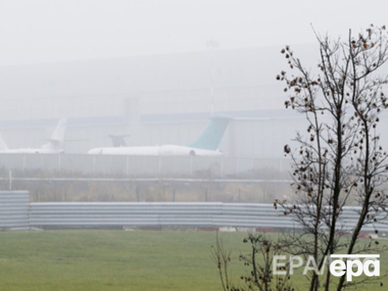 Круглов контролировал работу по взлету самолета Falcon