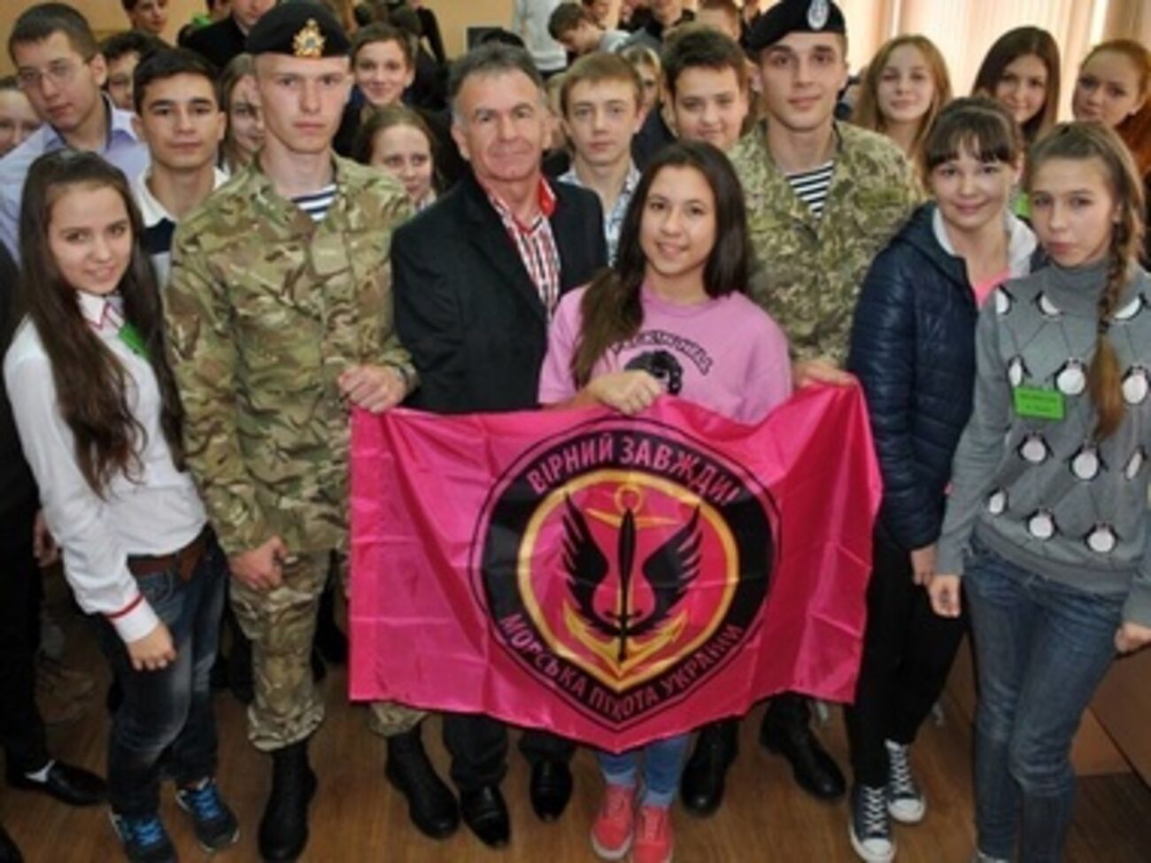 Морские пехотинцы рассказали школьникам о службе в зоне АТО. Фоторепортаж