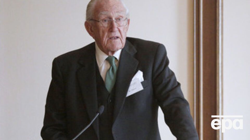 Фрайзер призвал отложить эмоции в сторону и договариваться